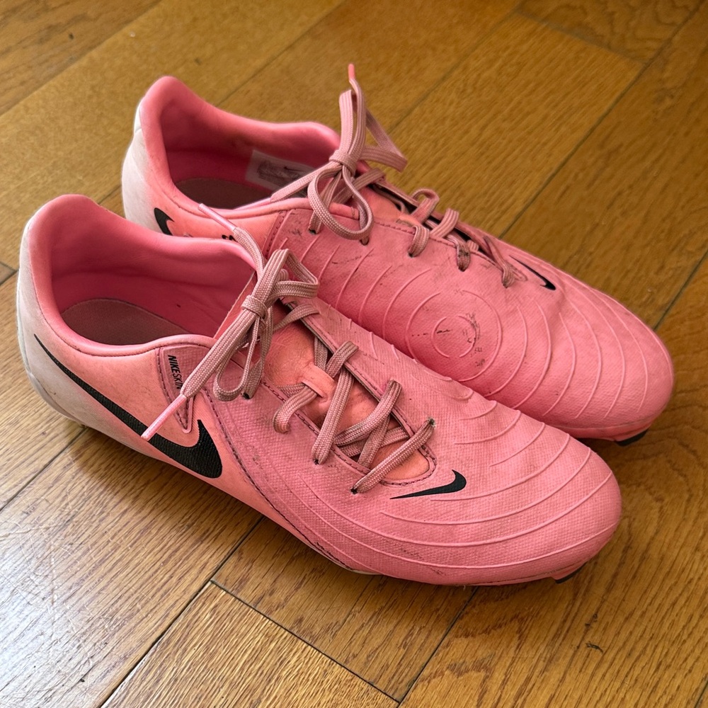 Nike Pink and Black Soccer Cleats size 6.5